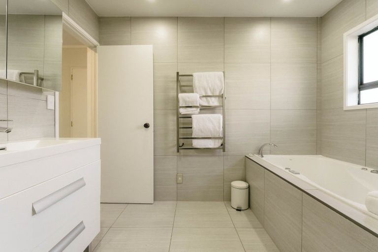 Photo of property in 175 Cameron Road, Te Puke, 3119