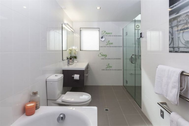 Photo of property in 1/18 Rata Street, Riccarton, Christchurch, 8041