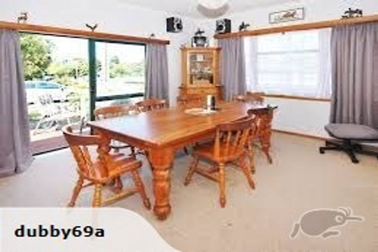 Photo of property in 20 Johnston Street, Featherston, 5710