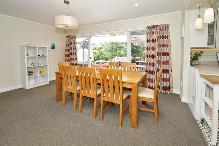 Photo of property in 8 Edwin Street, St Andrews, Hamilton, 3200