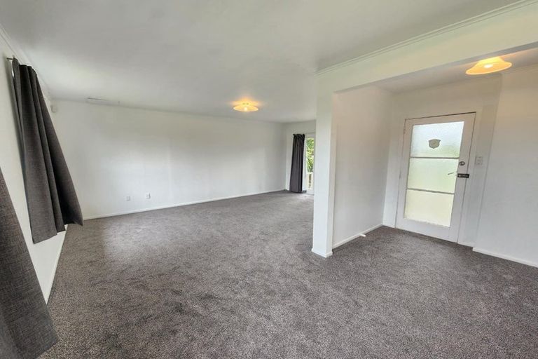Photo of property in 11 Eastburn Street, Papakura, 2110