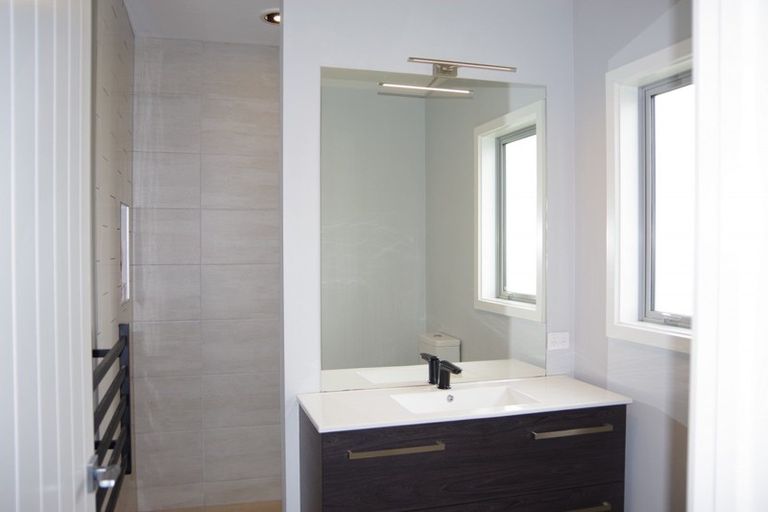 Photo of property in 71 Ross Rise, Kinloch, Taupo, 3385