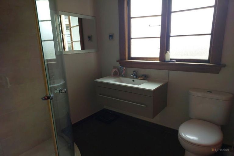 Photo of property in 17 Thackeray Street, Saint Andrews, 7988