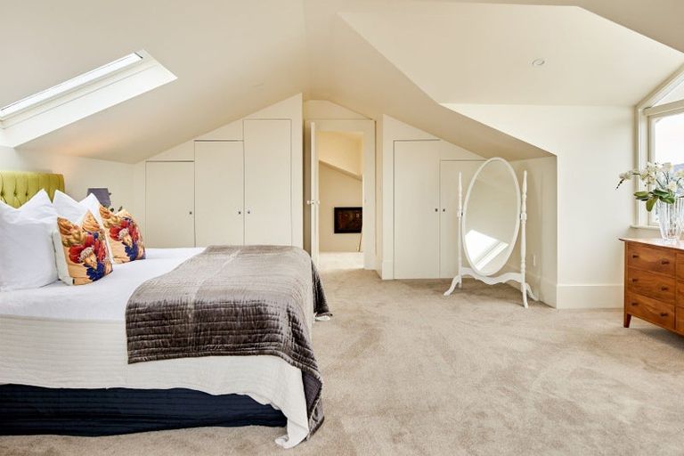 Photo of property in 52 Central Terrace, Kelburn, Wellington, 6012