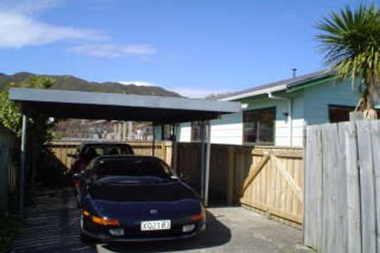 Photo of property in 52 Cambridge Terrace, Waiwhetu, Lower Hutt, 5010