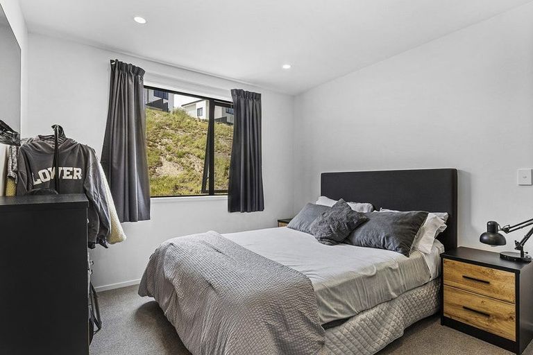 Photo of property in 43 Holystone Road, Whitby, Porirua, 5024