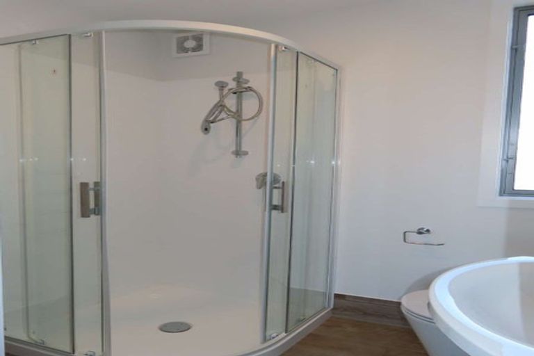 Photo of property in 5/246 Marine Parade, New Brighton, Christchurch, 8061