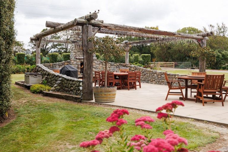 Photo of property in 808 Kimbolton Road, Feilding, 4777