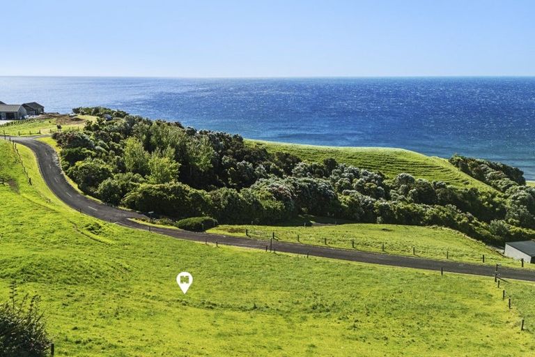 Photo of property in 19 Washer Road, Omata, New Plymouth, 4374