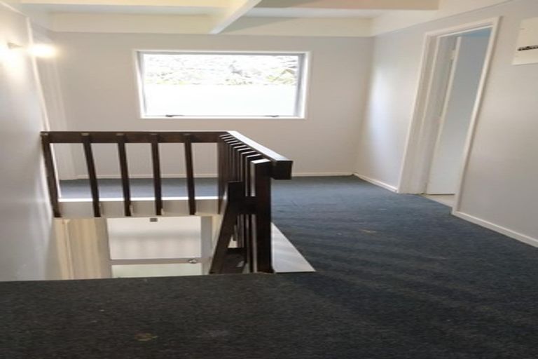 Photo of property in 89b Colwill Road, Massey, Auckland, 0614