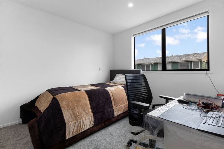 Photo of property in 3/25 Hargest Crescent, Sydenham, Christchurch, 8023