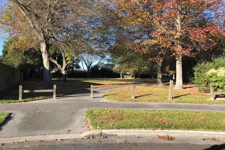 Photo of property in 2/6 Topaz Place, Bishopdale, Christchurch, 8053