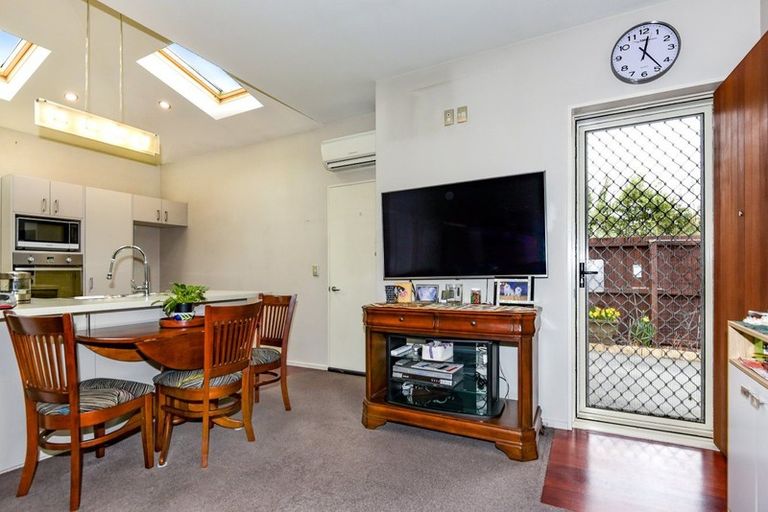 Photo of property in 1/36 Hammersley Avenue, Shirley, Christchurch, 8013