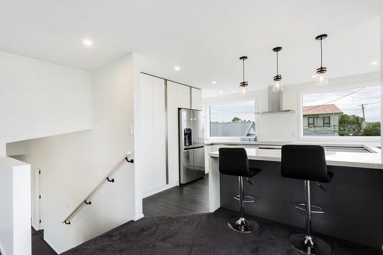 Photo of property in 1 Pearse Street, Brighton, Dunedin, 9035