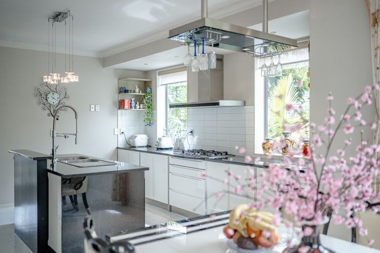 Photo of property in 7 Kinmont Rise, East Tamaki Heights, Auckland, 2016