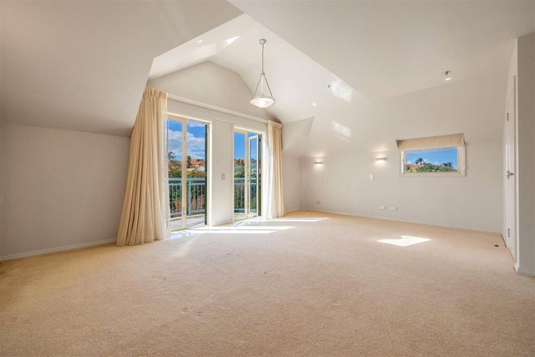 Photo of property in 68 Harbour Village Drive, Gulf Harbour, Whangaparaoa, 0930