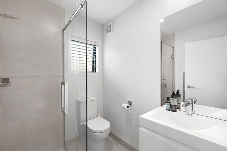 Photo of property in 2b Edgecumbe Street, Whitiora, Hamilton, 3200