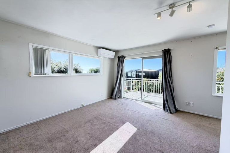 Photo of property in 32 Galaxy Drive, Mairangi Bay, Auckland, 0630