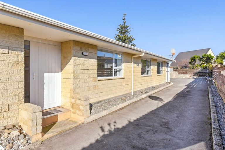 Photo of property in 5 Karaka Street, Otaki Beach, Otaki, 5512