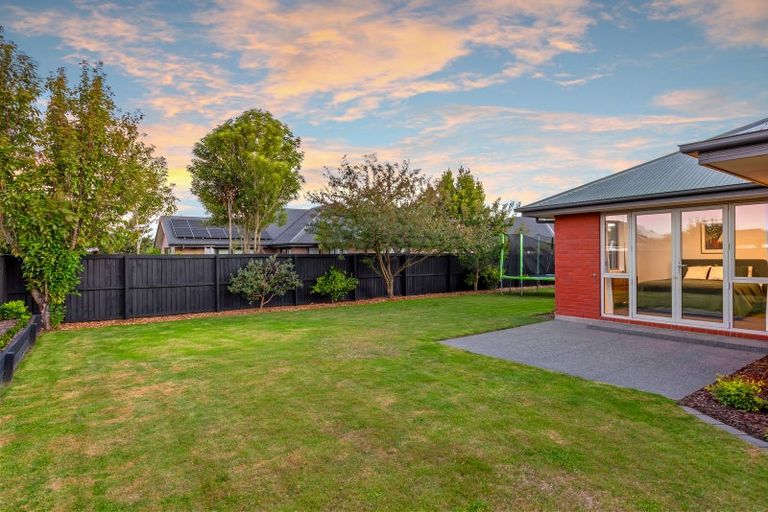Photo of property in 15 Melville Crescent, Rolleston, 7614