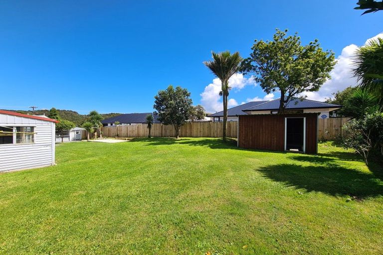 Photo of property in 2076 Rings Road, Coromandel, 3506