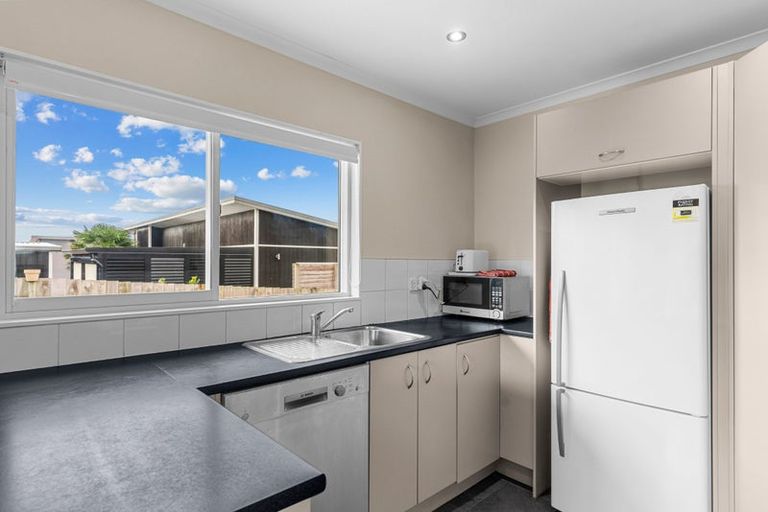 Photo of property in 12 Weka Street, Mangawhai, 0505