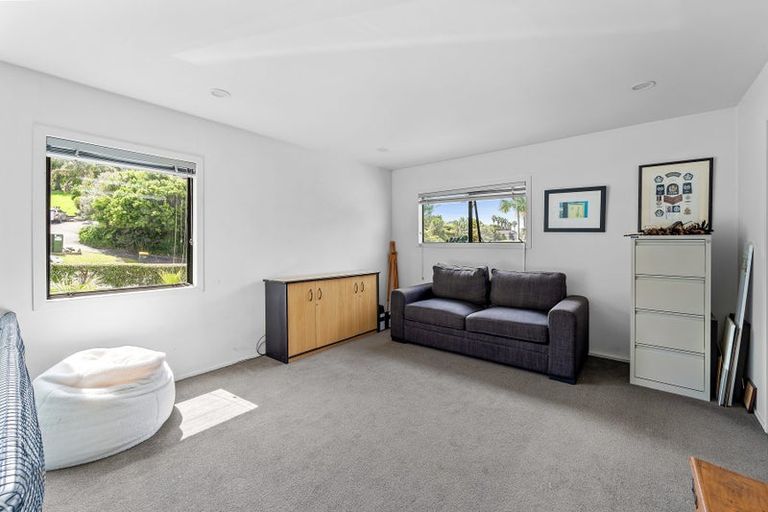 Photo of property in 2/86 Beach Road, Castor Bay, Auckland, 0620