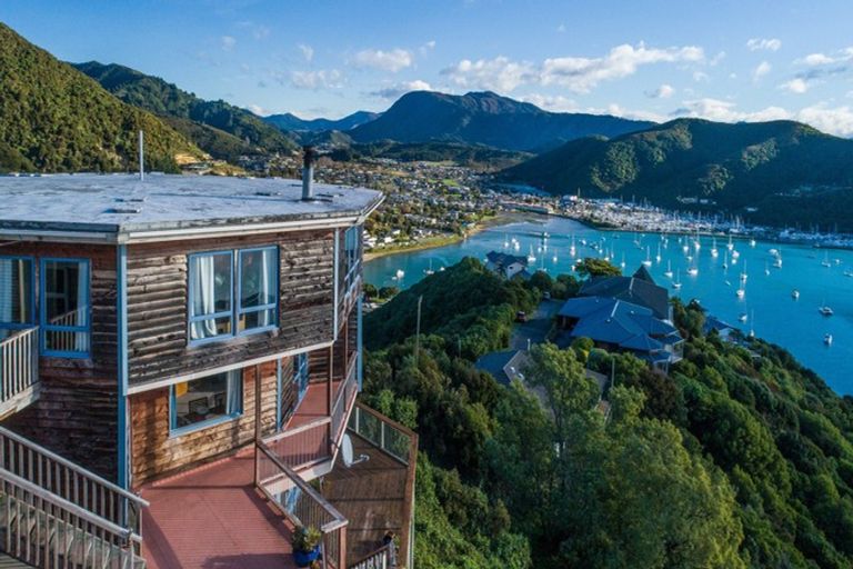 Photo of property in 9 Cooks Ridge, Waikawa, Picton, 7281