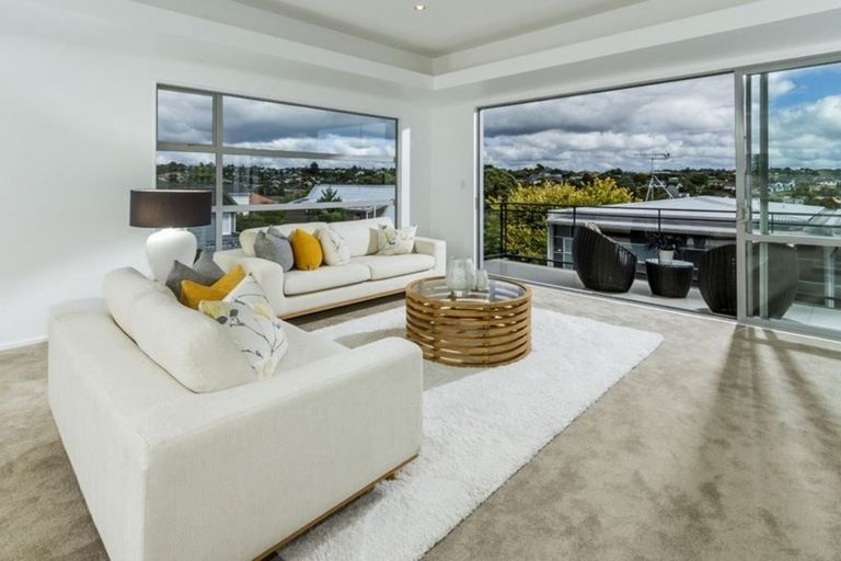 Photo of property in 5/49 Browns Road, Browns Bay, Auckland, 0630