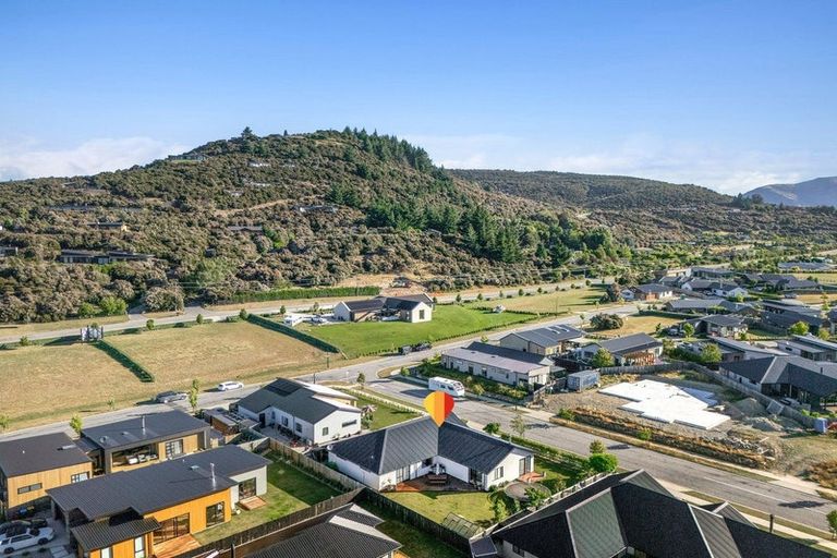 Photo of property in 4 Rua Street, Albert Town, Wanaka, 9305