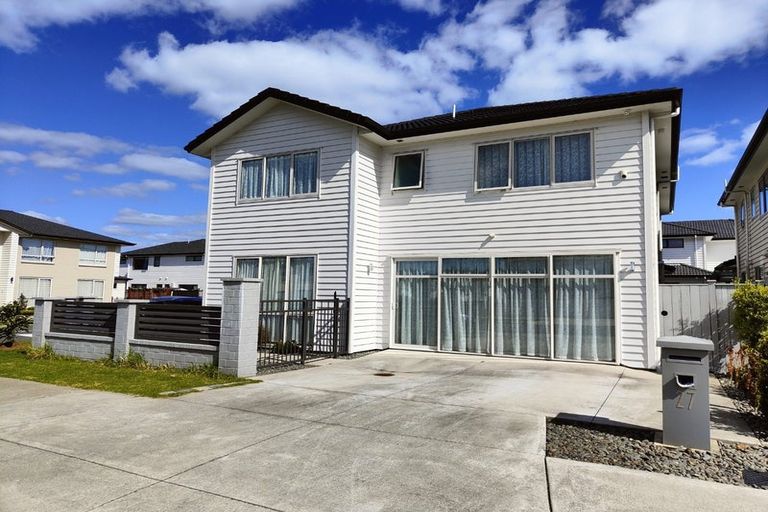 Photo of property in 27 Horsefields Drive, Flat Bush, Auckland, 2019