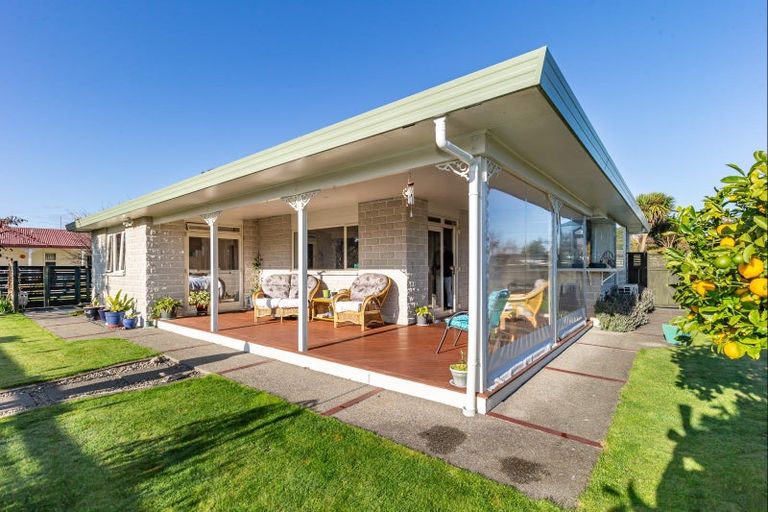 Photo of property in 68a Mako Mako Road, Levin, 5510