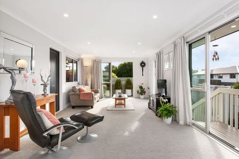 Photo of property in 1/34 Niven Street, Avondale, Christchurch, 8061