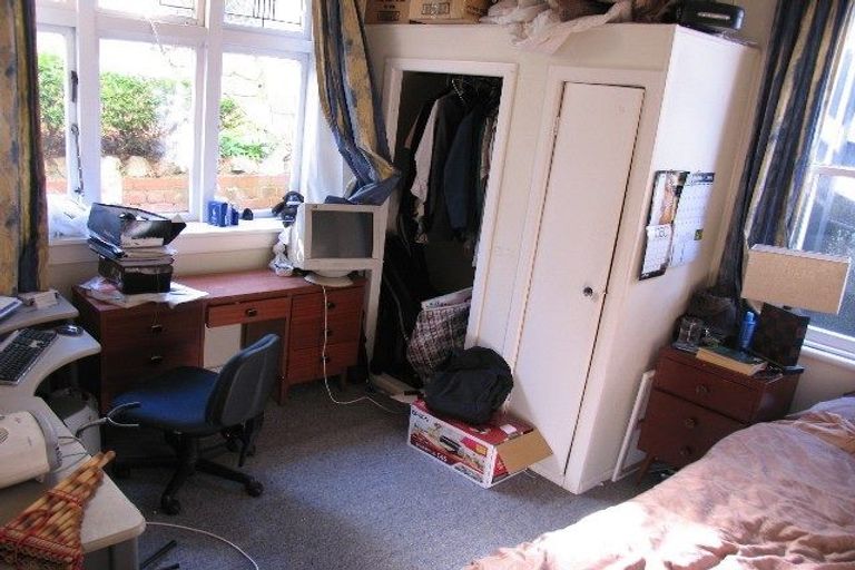 Photo of property in 2/107 Wallace Street, Mount Cook, Wellington, 6021