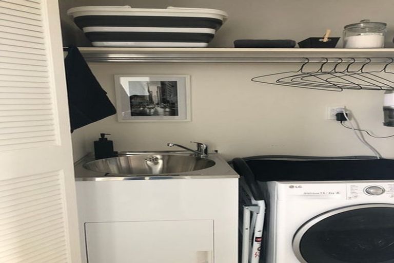 Photo of property in 8/58 Papanui Road, Merivale, Christchurch, 8014