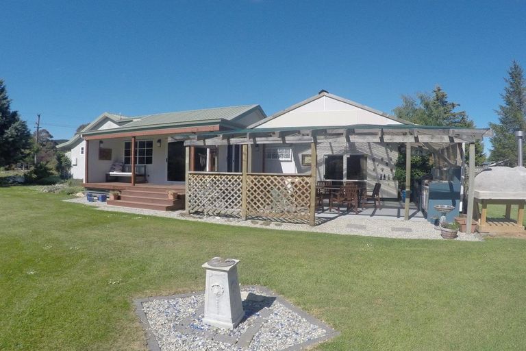 Photo of property in 1646 Teviot Road, Millers Flat, Roxburgh, 9572