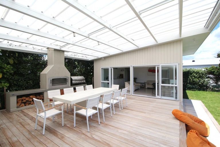 Photo of property in 134 Harbour Drive, Matarangi, Whitianga, 3592