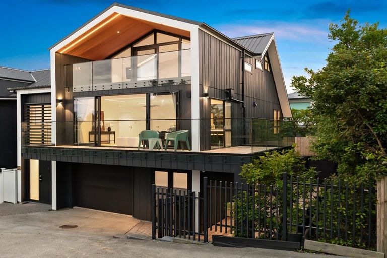 Photo of property in 47d Hastings Road, Mairangi Bay, Auckland, 0630