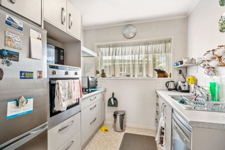 Photo of property in 3/61 Cook Street, Howick, Auckland, 2014