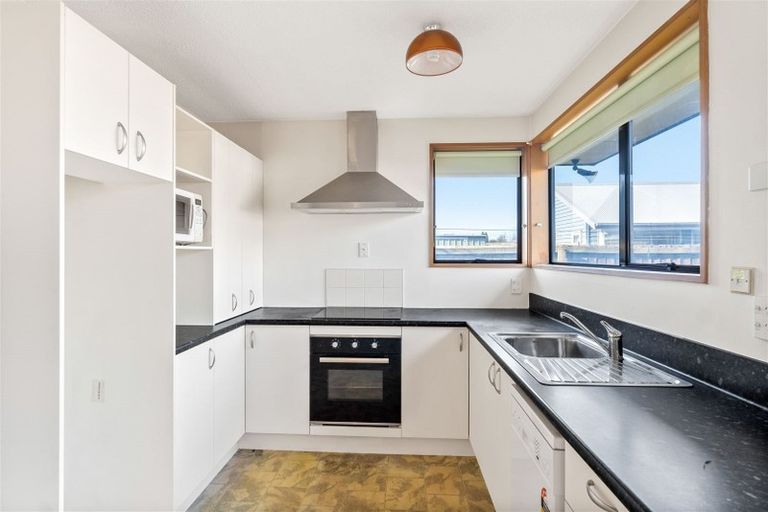 Photo of property in 2/359 Main South Road, Hornby, Christchurch, 8042