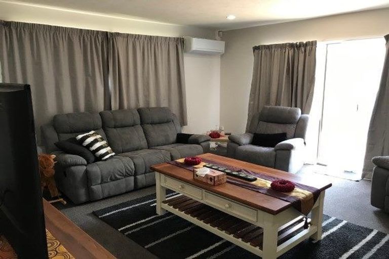 Photo of property in 27a Blair Avenue, Papanui, Christchurch, 8053