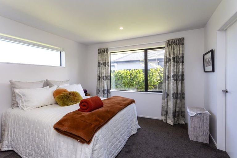 Photo of property in 37 Whitburn Avenue, Halswell, Christchurch, 8025