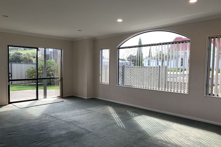 Photo of property in 50a Puketapu Road, Taradale, Napier, 4112