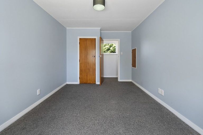 Photo of property in 18 Kent Crescent, Awapuni, Palmerston North, 4412