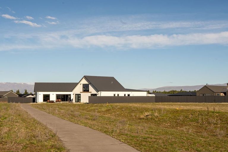 Photo of property in 18 Turbine Avenue, Twizel, 7901