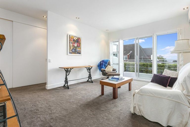 Photo of property in 7/258 Hurstmere Road, Takapuna, Auckland, 0622