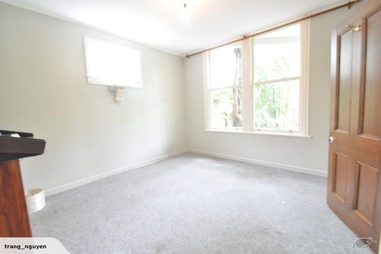 Photo of property in 140 Glenmore Street, Northland, Wellington, 6012