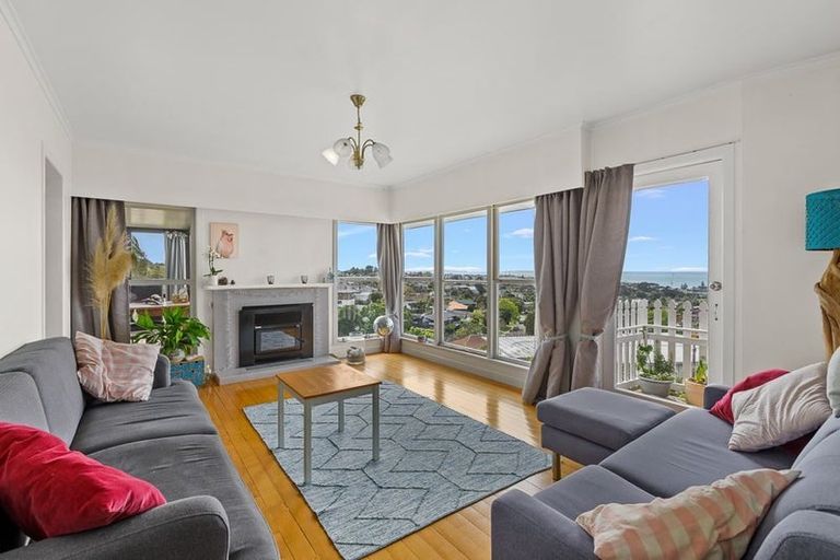 Photo of property in 9 Elizabeth Place, Mairangi Bay, Auckland, 0630