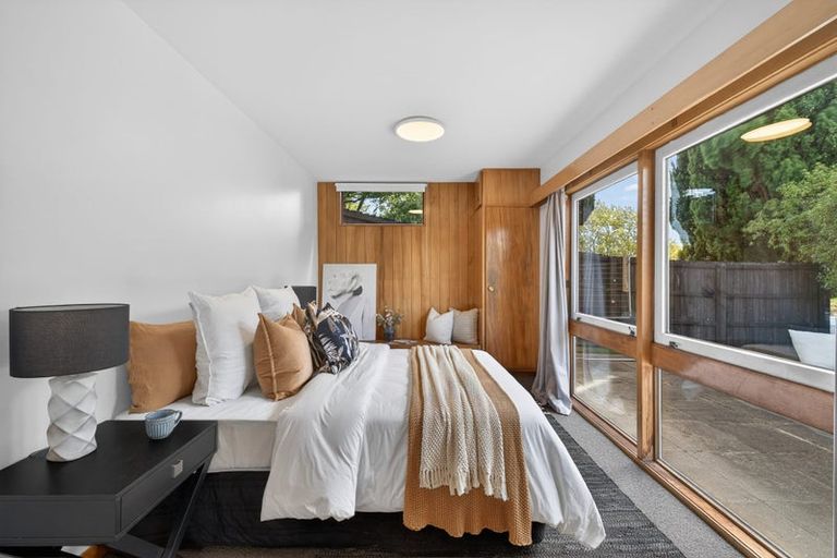 Photo of property in 1 Dyers Pass Road, Cashmere, Christchurch, 8022