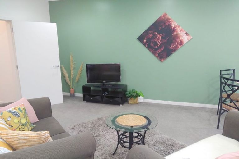 Photo of property in 12/38 Maratahu Street, Westown, New Plymouth, 4310